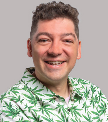 Zach York, Lightshade | Agri Business Review | Top Premier Cannabis Dispensary Company